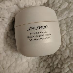 Shiseido Essential Energy Moisturizing Gel Cream